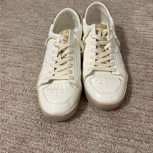 Mi.iM Women's Cream and gold Sneakers